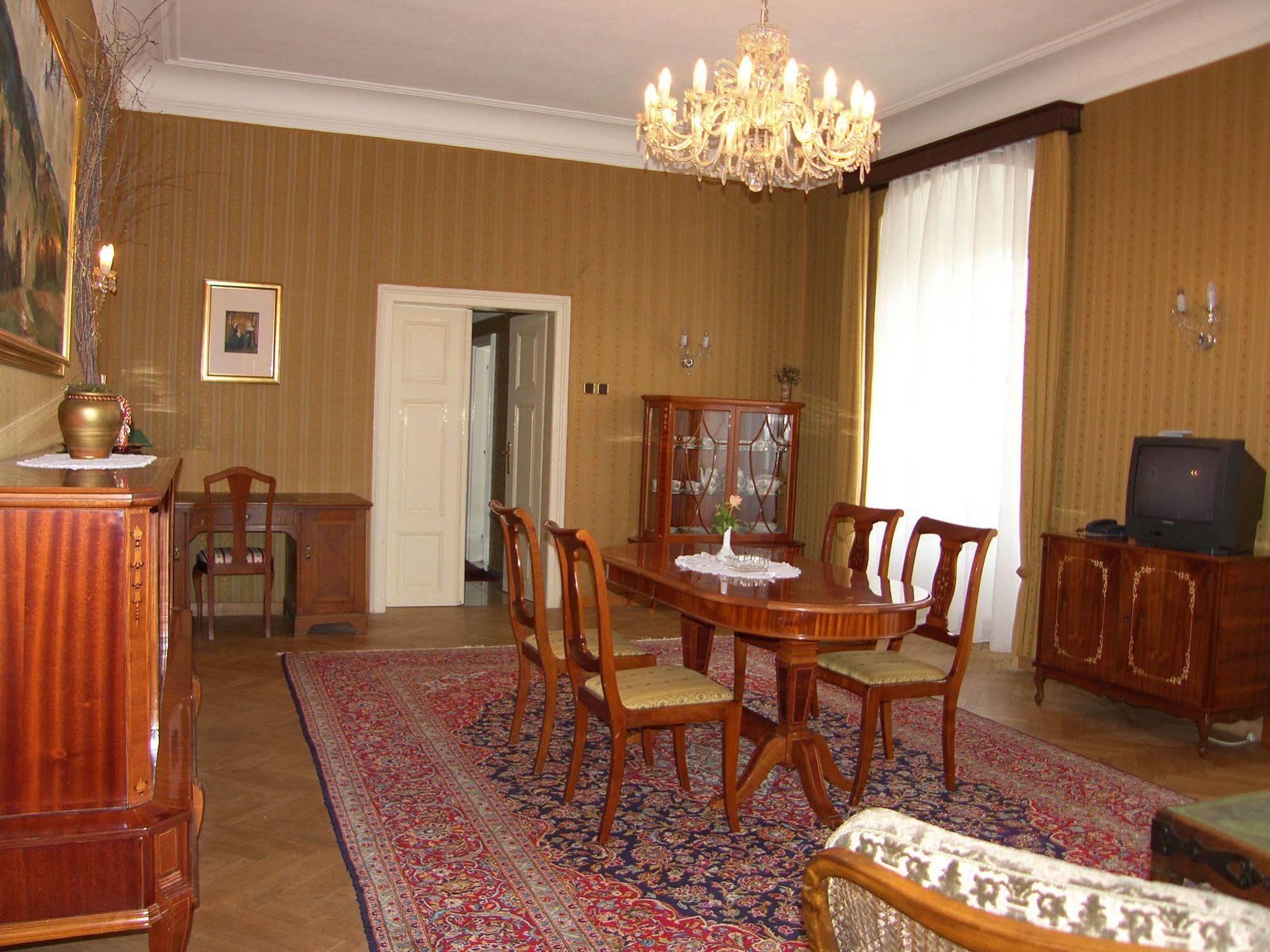 Schlosshotel Zamek Zdíkov Extérieur photo